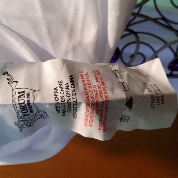 Elegant Costume Gown - Picture 6 of 8